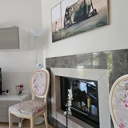 Apartment K&b House *